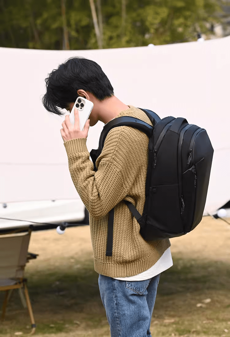 日本Sanwa全防水16.4吋手提電腦防摔防震耐磨背囊